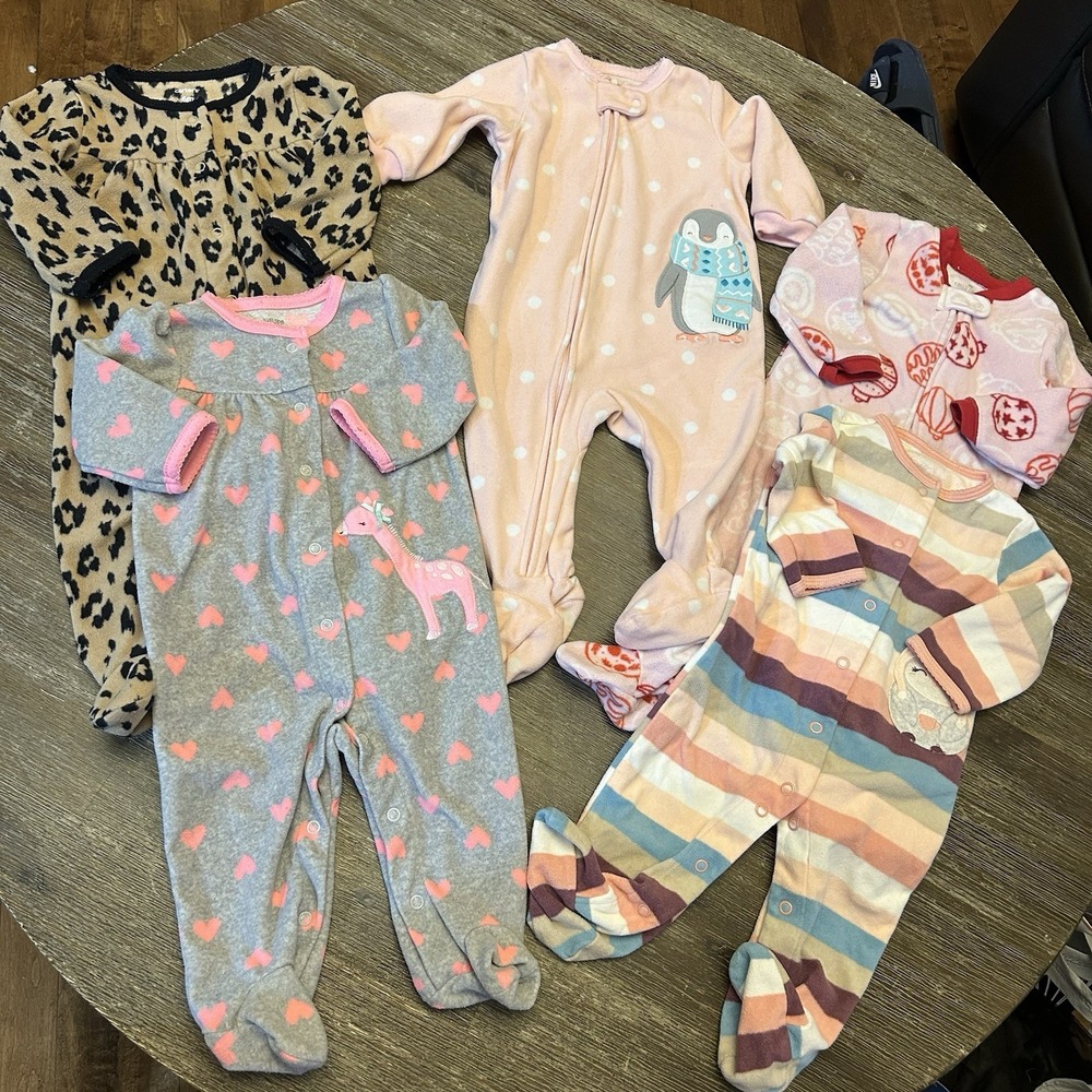 Baby Girls 6 Months Fall Winter Fleece Footed Sleeper Pajama Lot Carter's